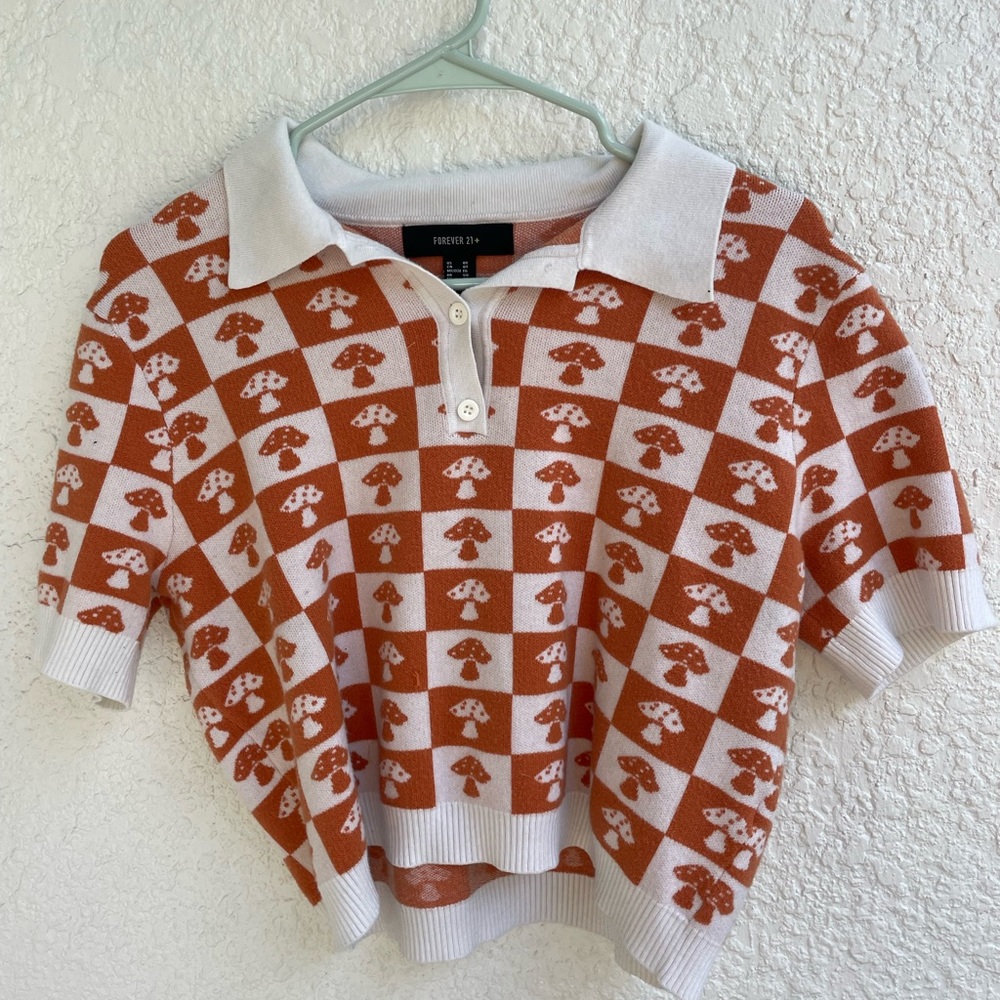 CROPPED MUSHROOM SWEATER - FALL TREND